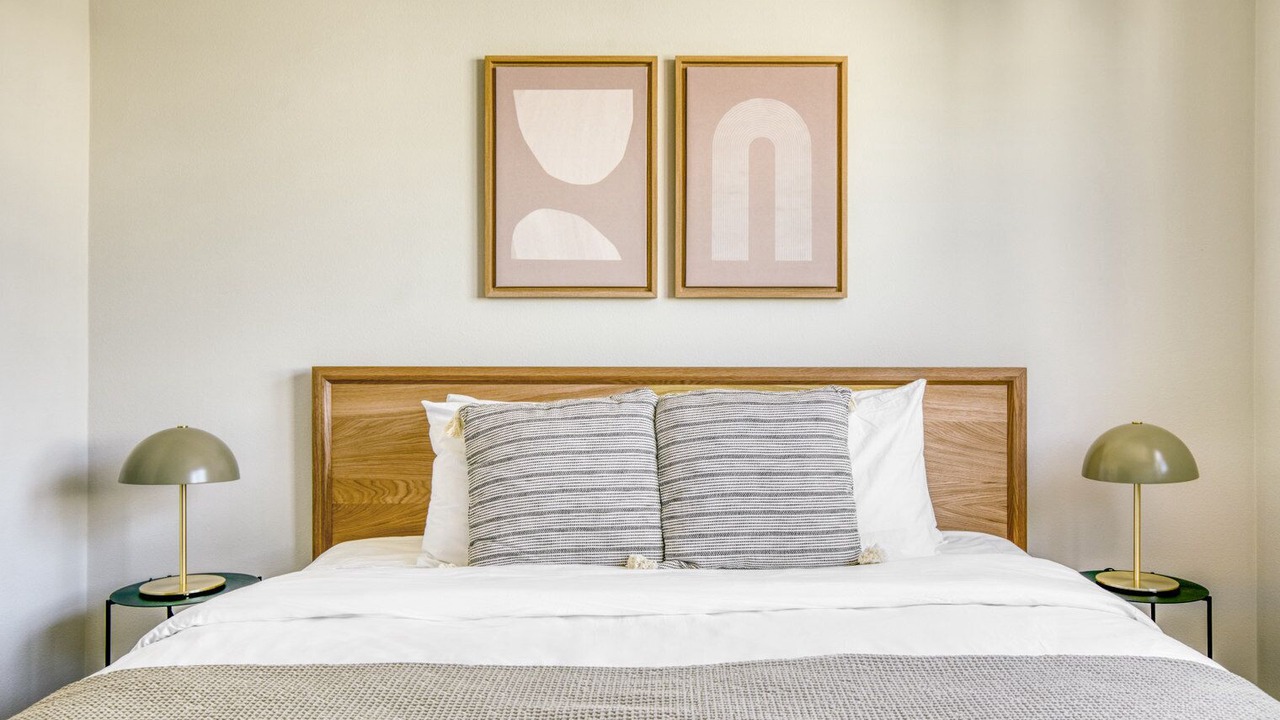 Photo of Bedroom in NoHo Arts District