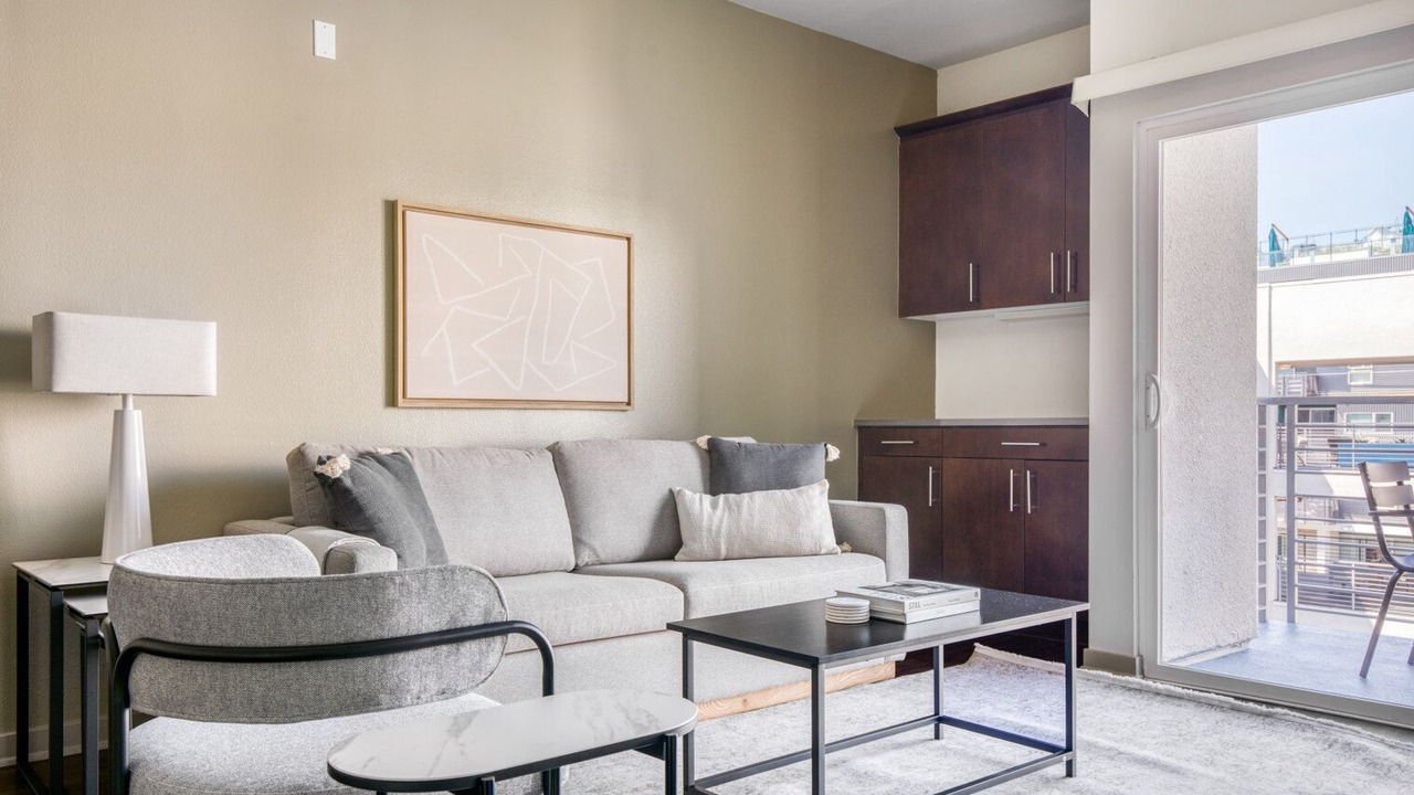 Photo of Livingroom in NoHo Arts District