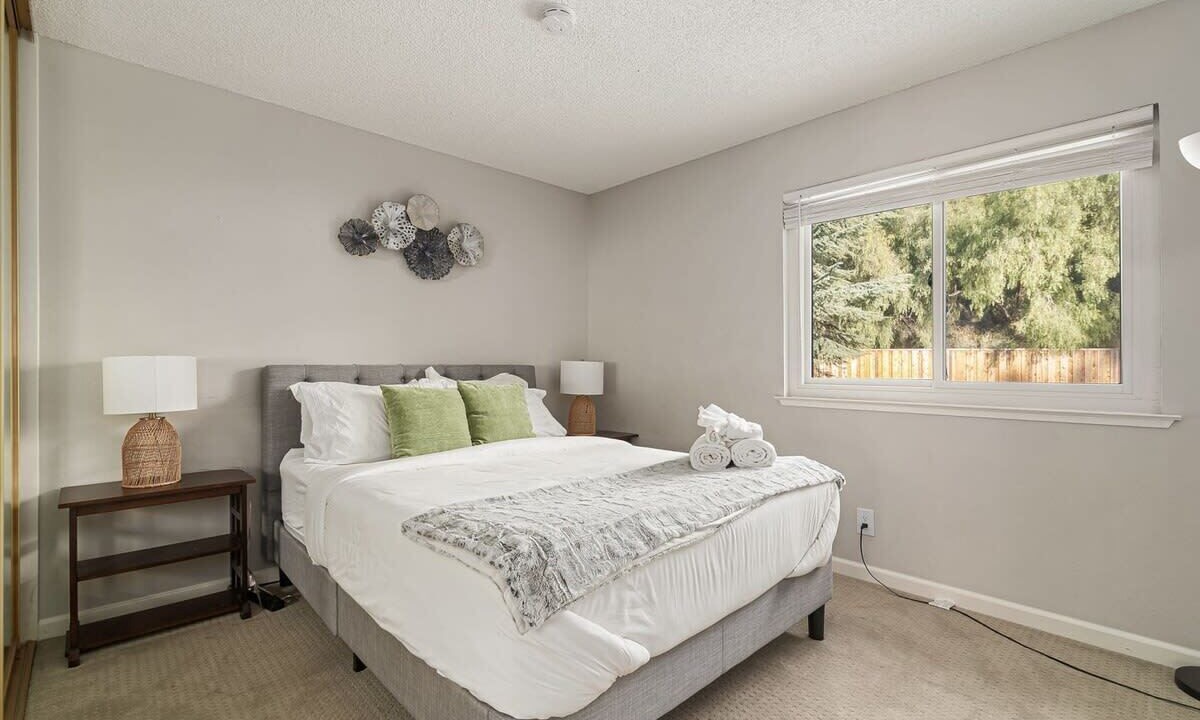 Photo of Bedroom in Noble