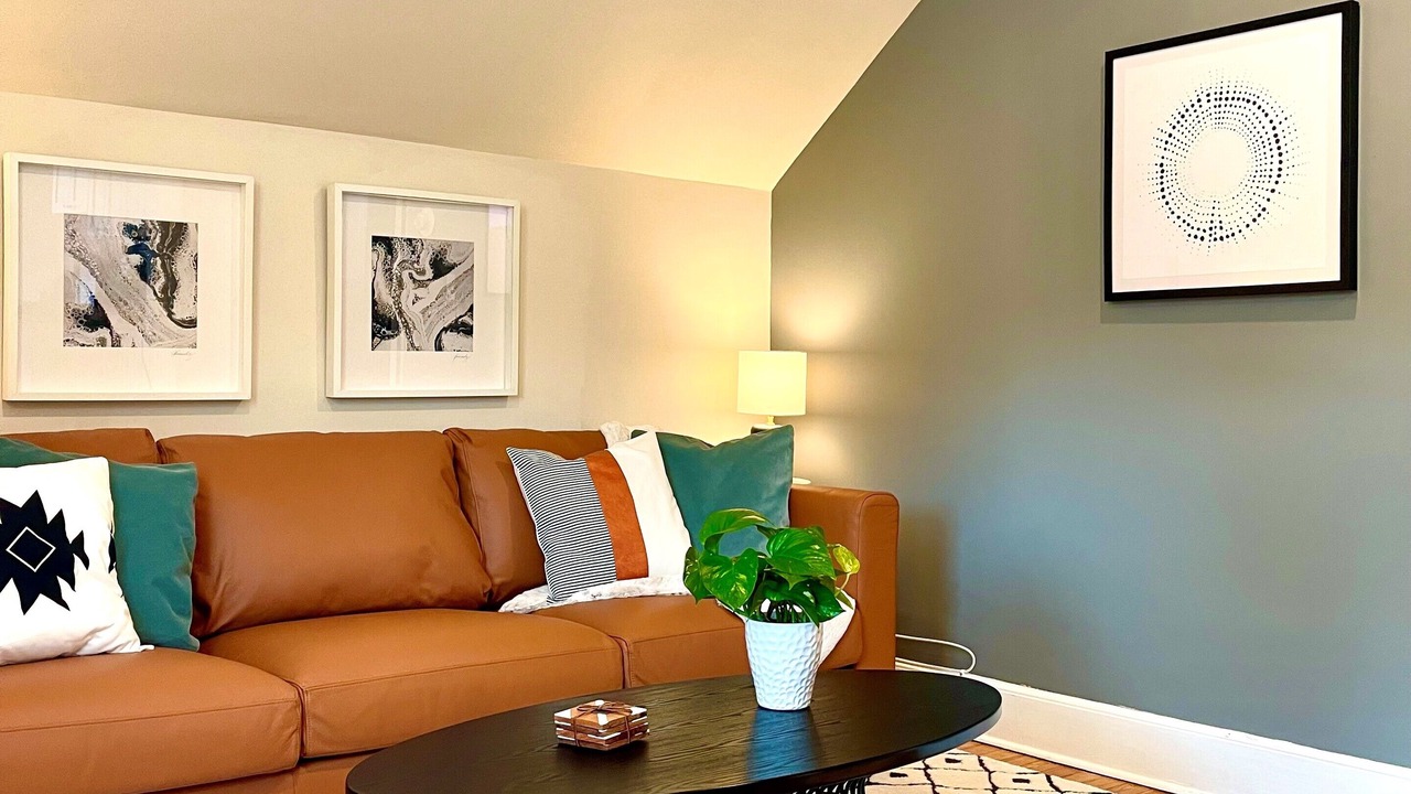 Photo of Livingroom in Hawthorne