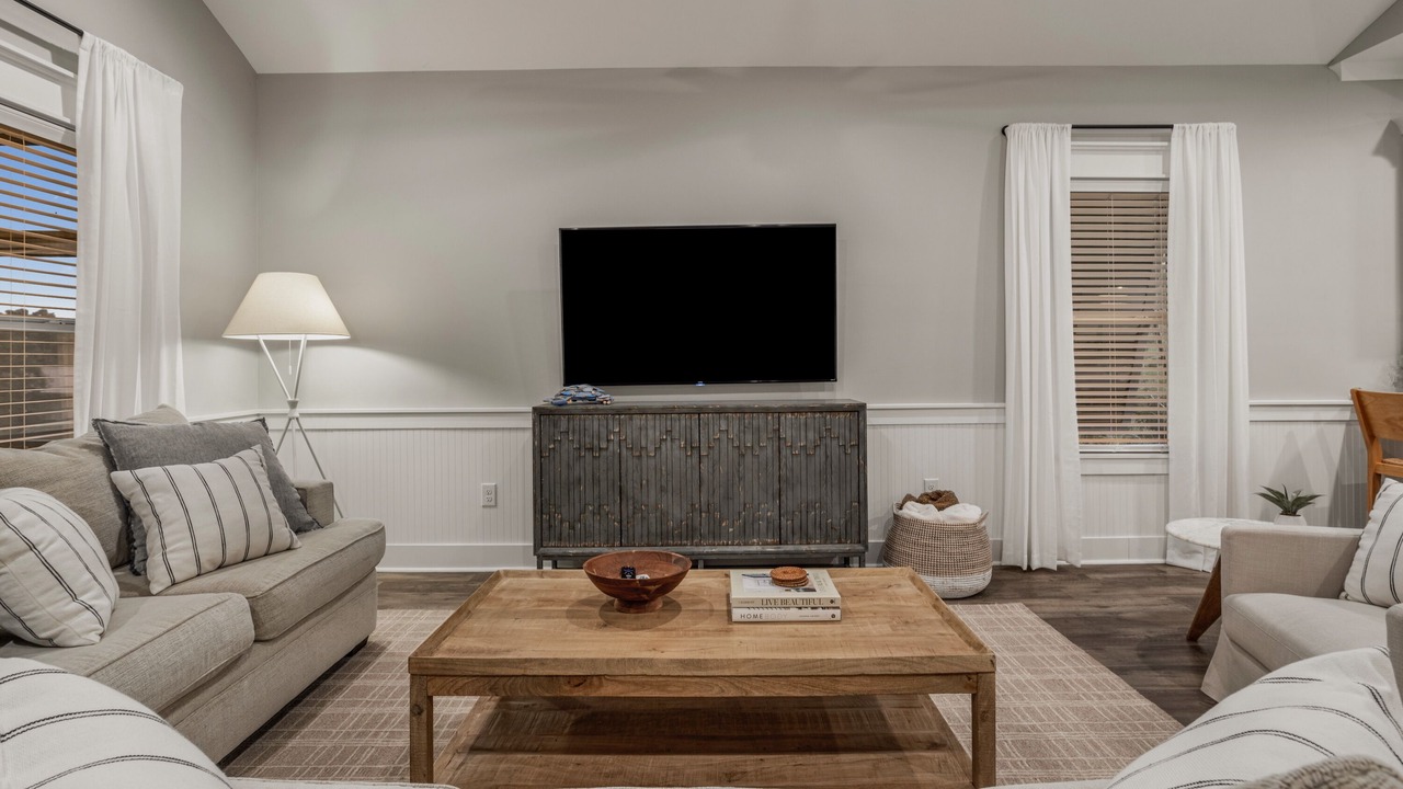 Photo of Livingroom in Shoreline Park