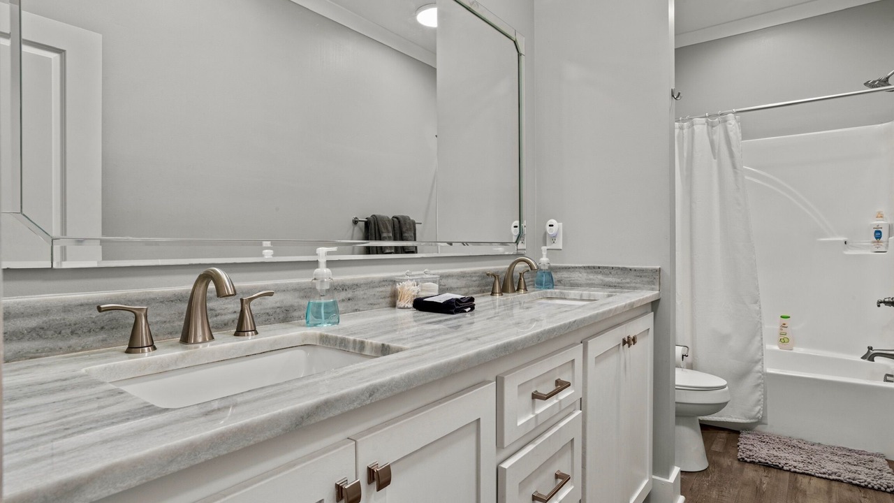 Photo of Bathroom in Shoreline Park