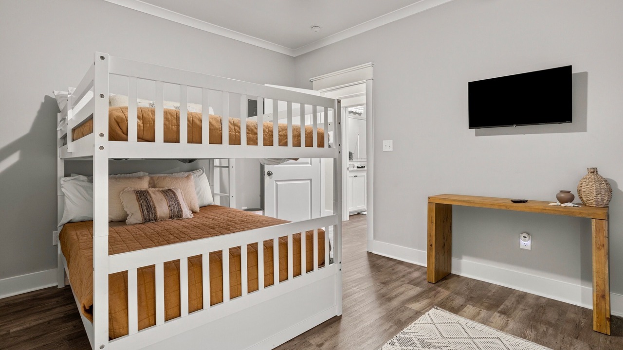 Photo of Bedroom in Shoreline Park
