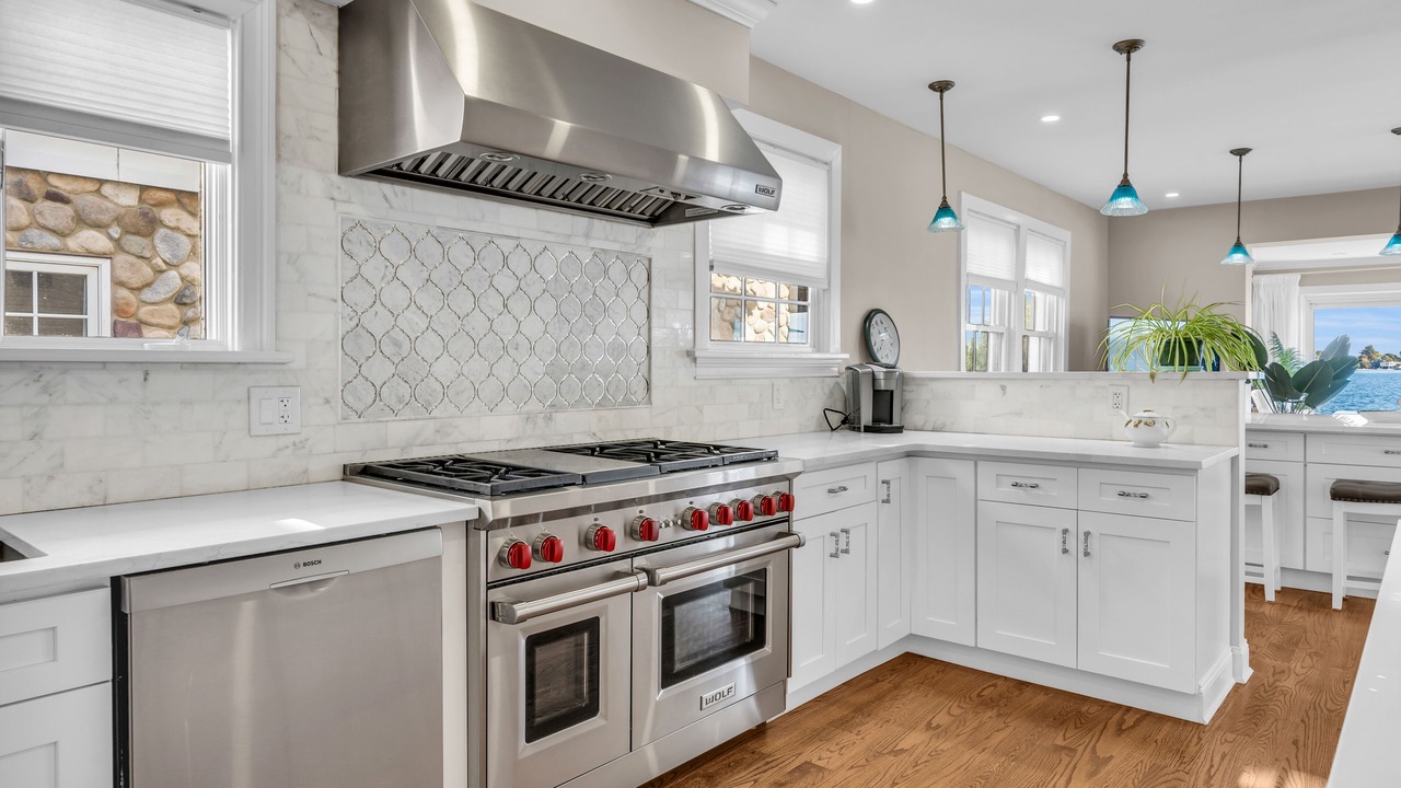 Photo of Kitchen in Cove - East Side - Shippan
