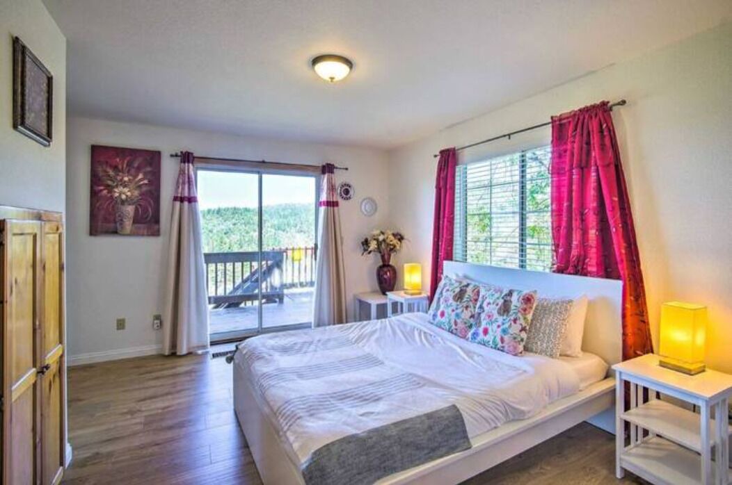 Photo of Bedroom in Arrowbear Lake