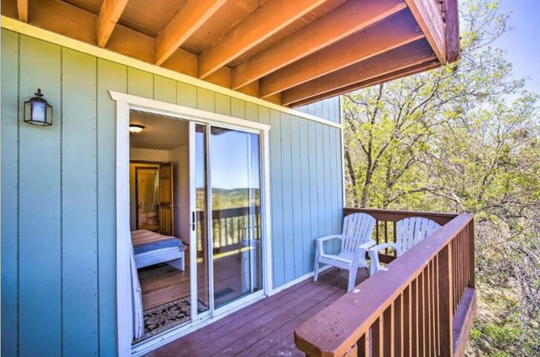 Photo of Patio Balcony in Arrowbear Lake