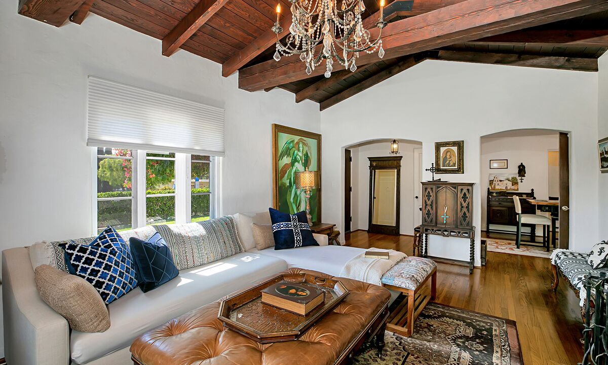 Photo of Livingroom in San Juan Capistrano