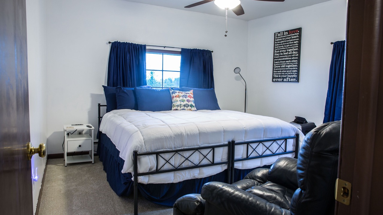 Photo of Bedroom in Athol Springs