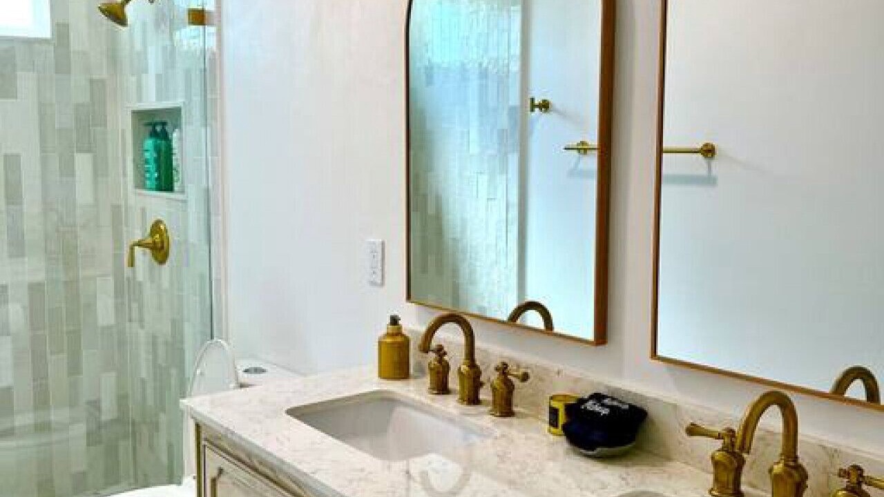 Photo of Bathroom in Sherwood Forest and Thistle Development