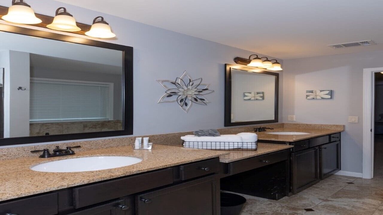 Photo of Bathroom in Fortson