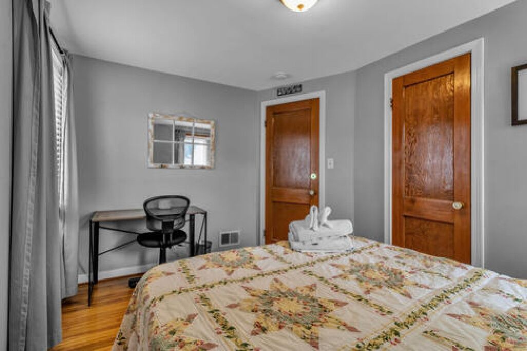 Photo of Bedroom in North Buffalo