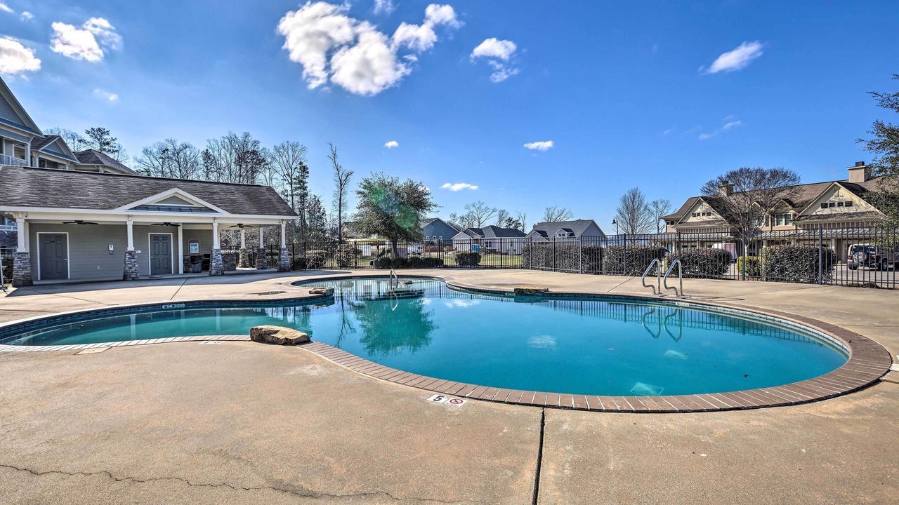 Photo of Outdoor in Talladega