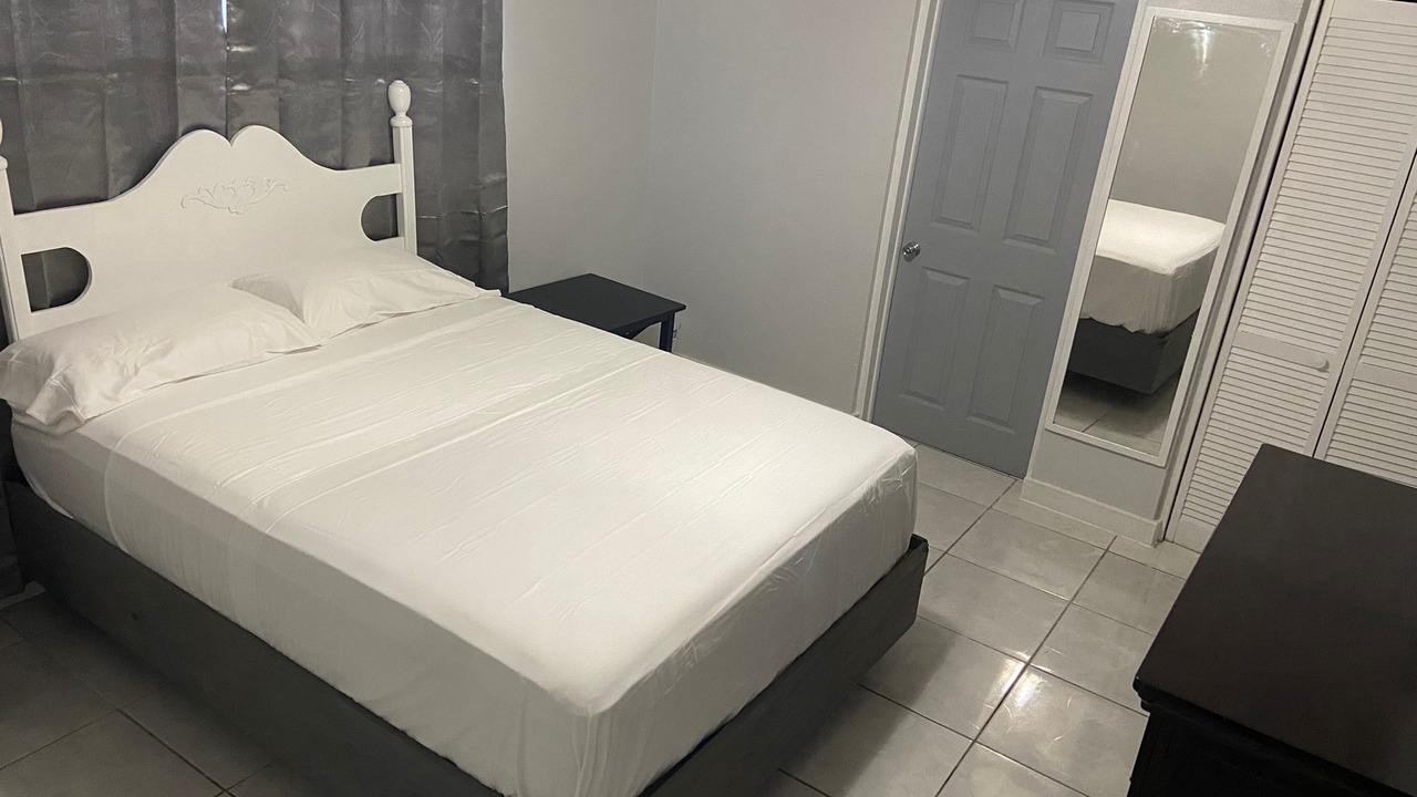 Photo of Bedroom in Nassau