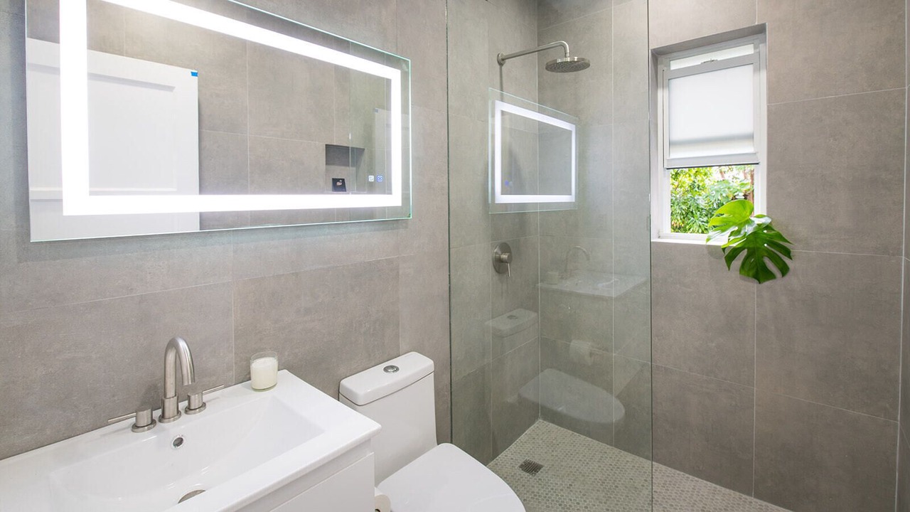 Photo of Bathroom in Coral Terrace