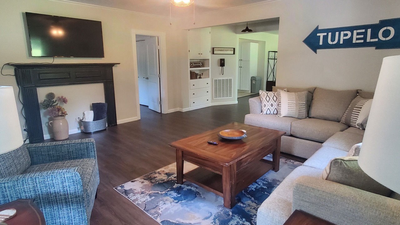 Photo of Livingroom in Tupelo