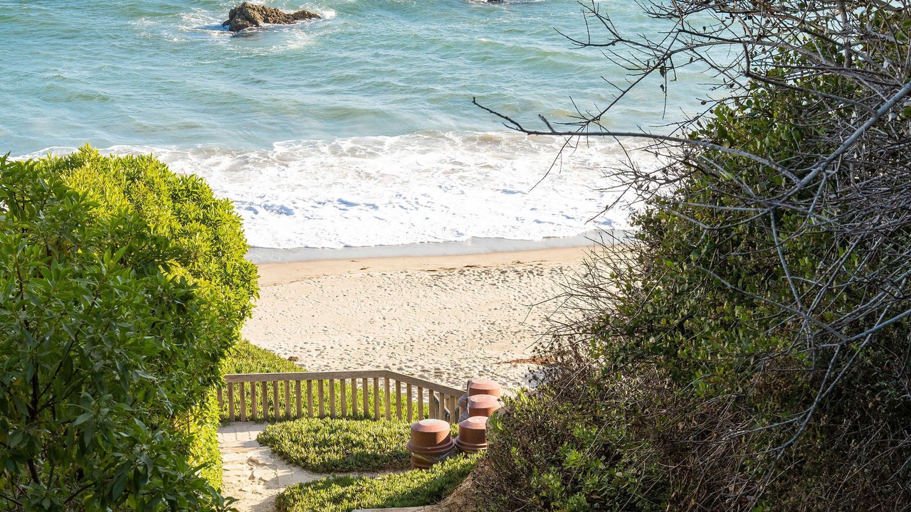 Photo of Others in Western Malibu