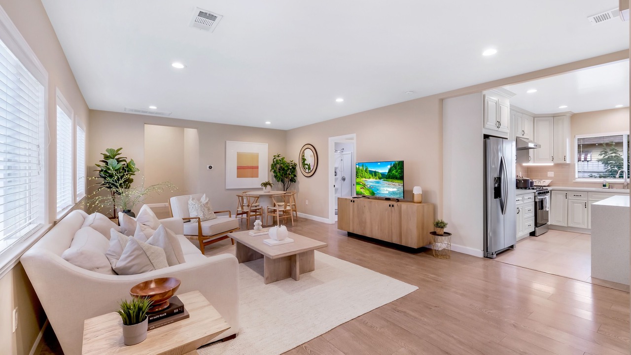 Photo of Livingroom in El Monte