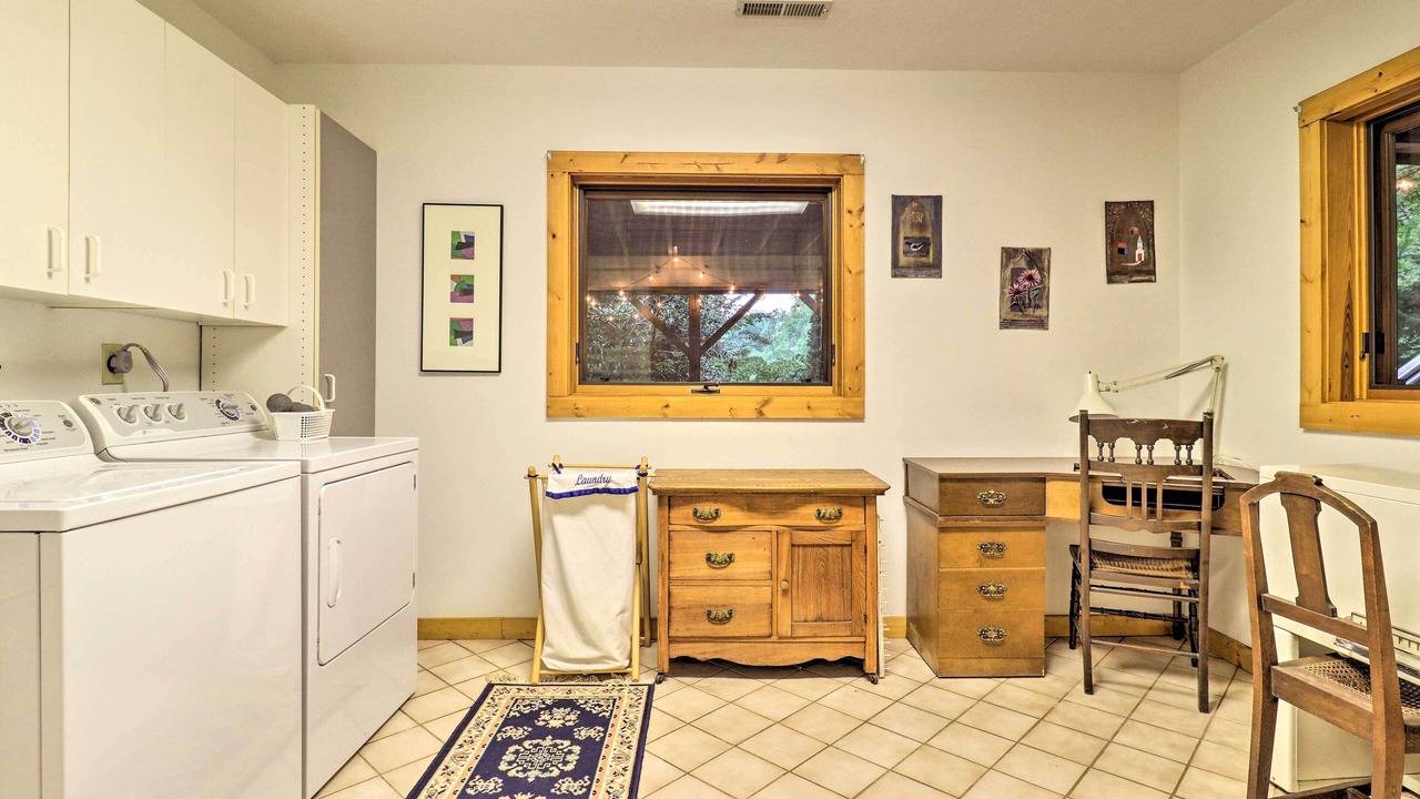 Photo of Bedroom in Canton