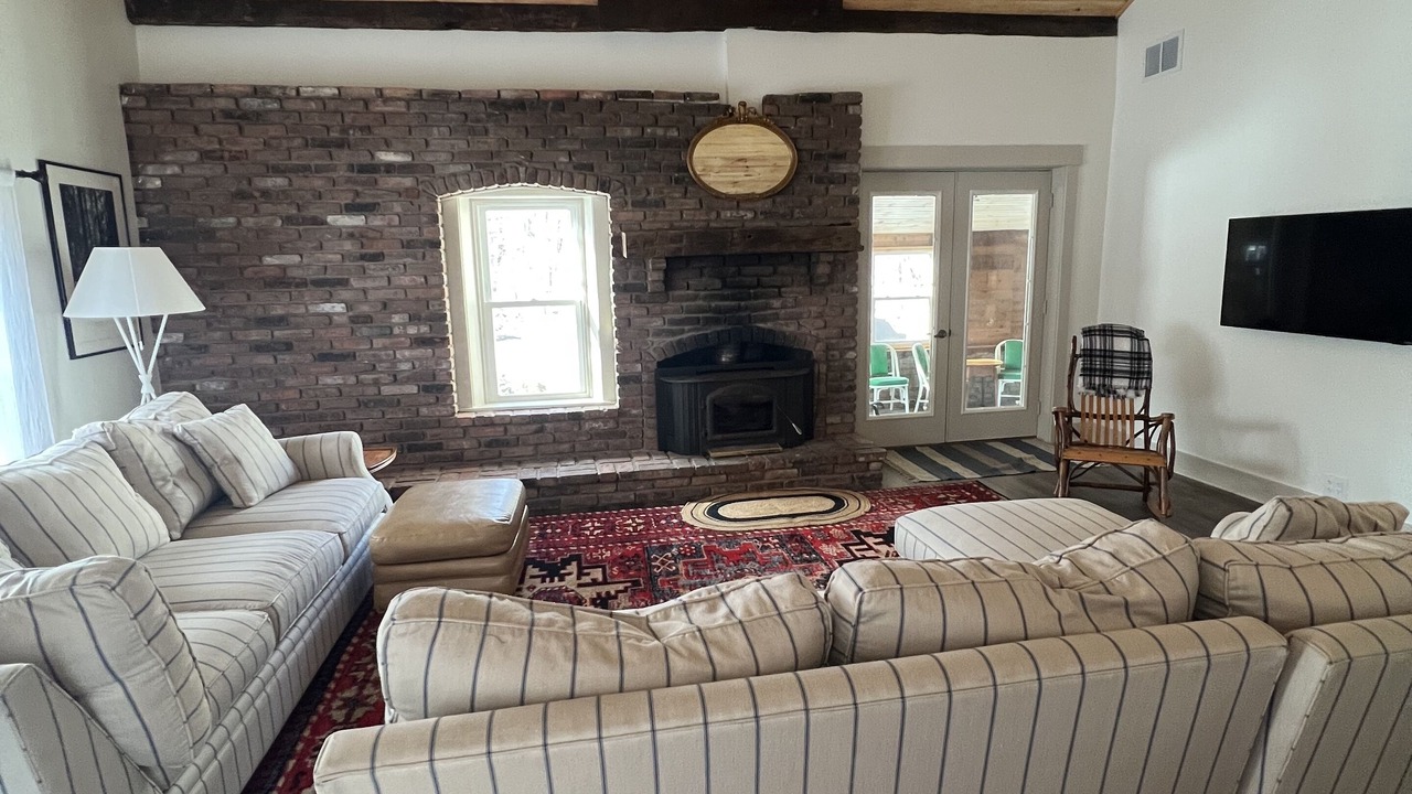 Photo of Livingroom in Madison