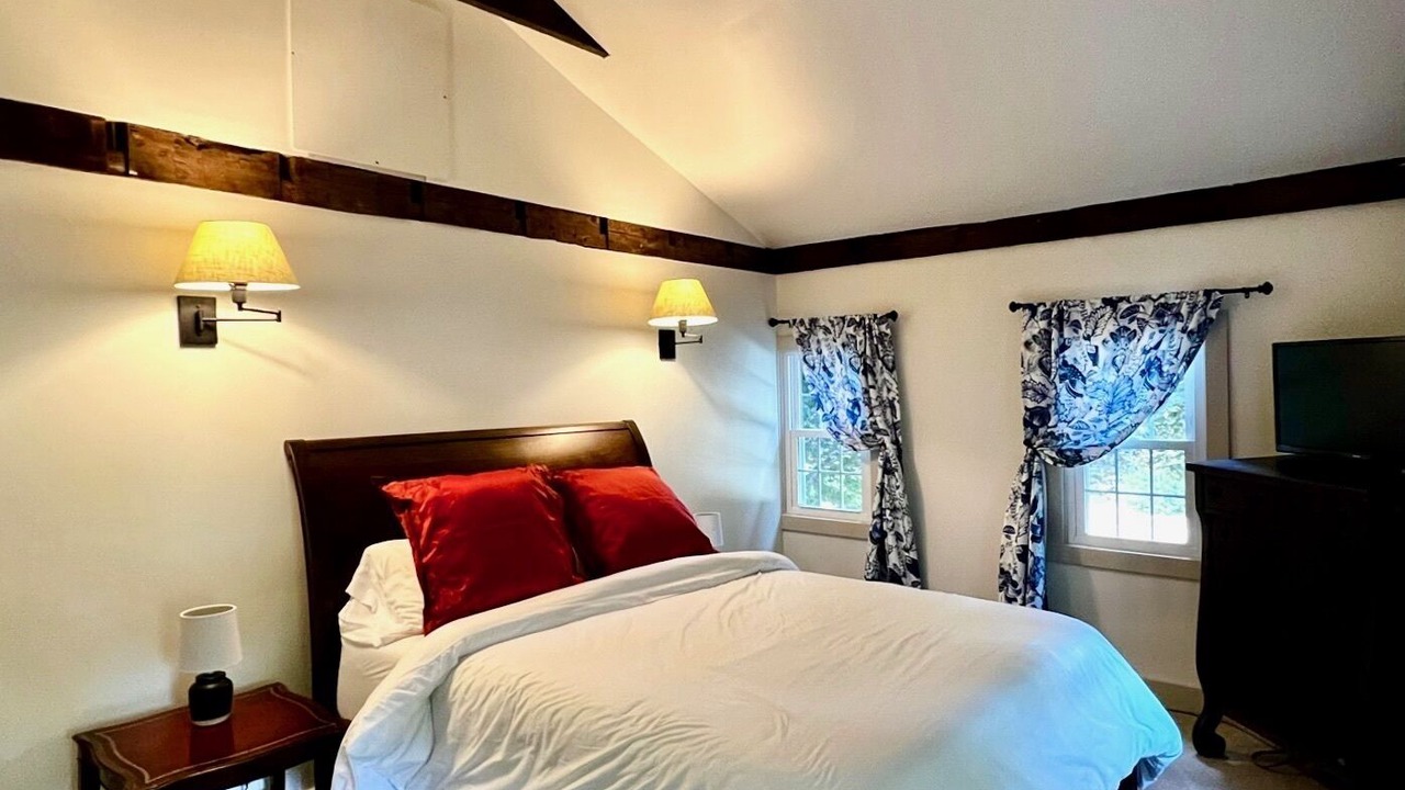 Photo of Bedroom in Madison
