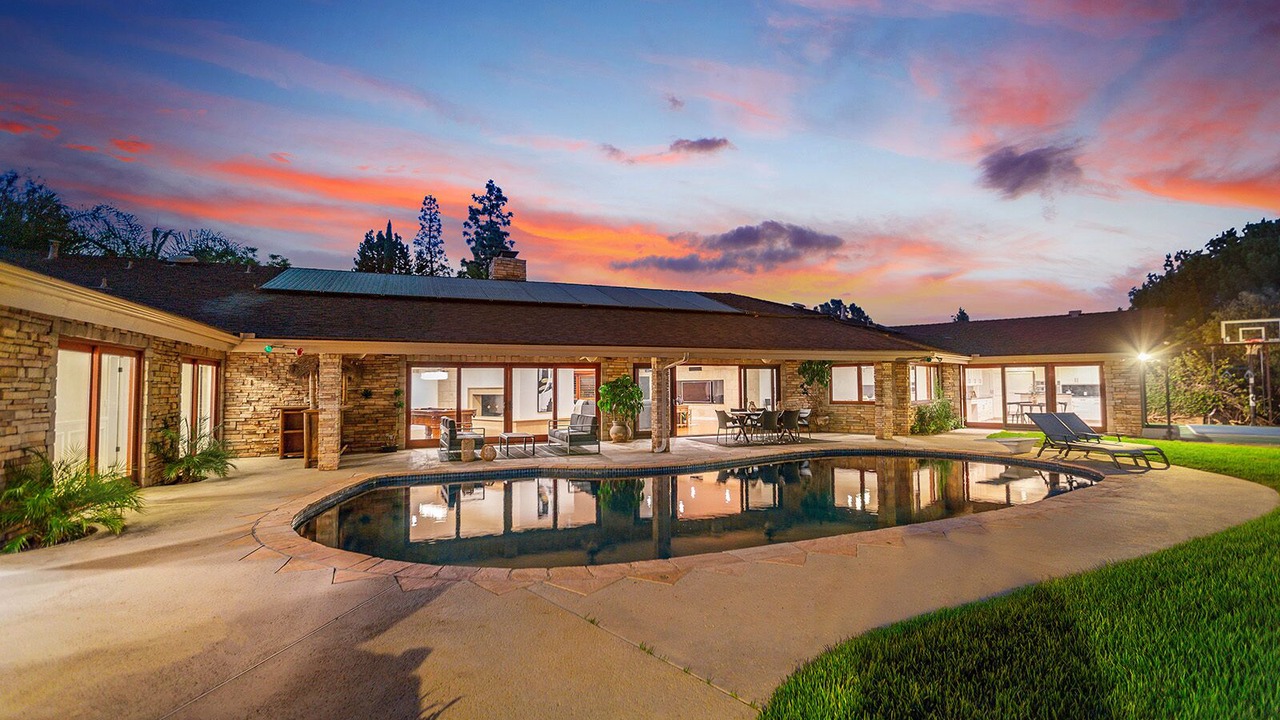 Photo of Outdoor in Los Angeles
