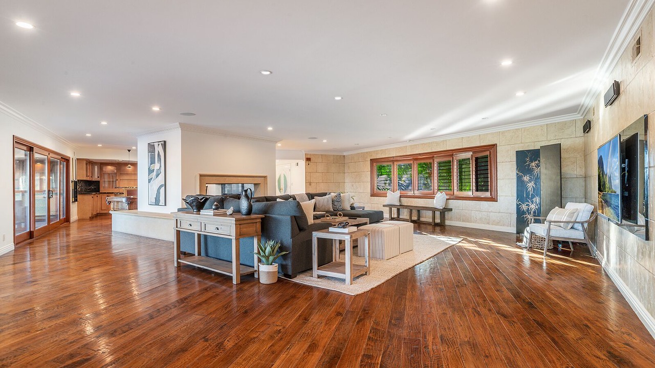 Photo of Livingroom in Los Angeles