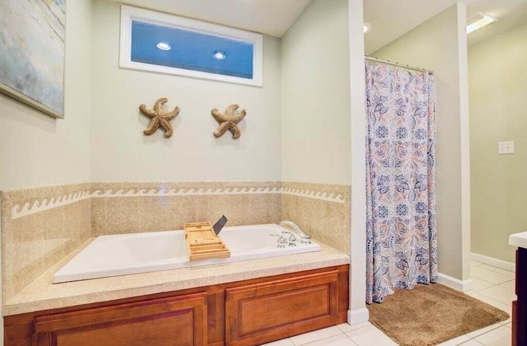 Photo of Bathroom in Village of Stump Sound