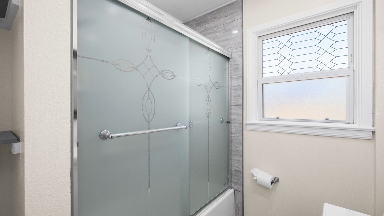 Photo of Bathroom in Tower District