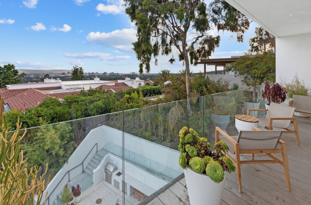 Photo of Patio Balcony in Beverly Hills