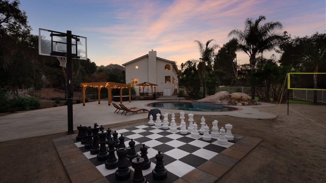 Photo of Outdoor in North Ridge