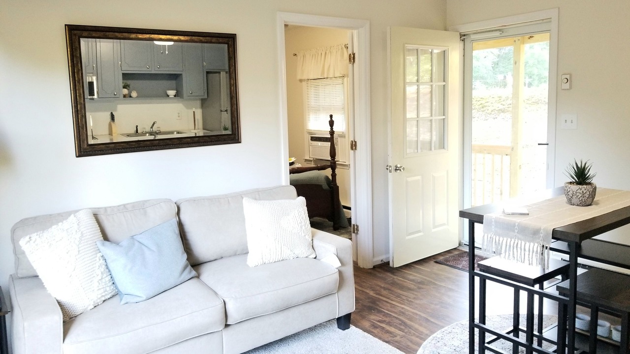 Photo of Livingroom in Danville