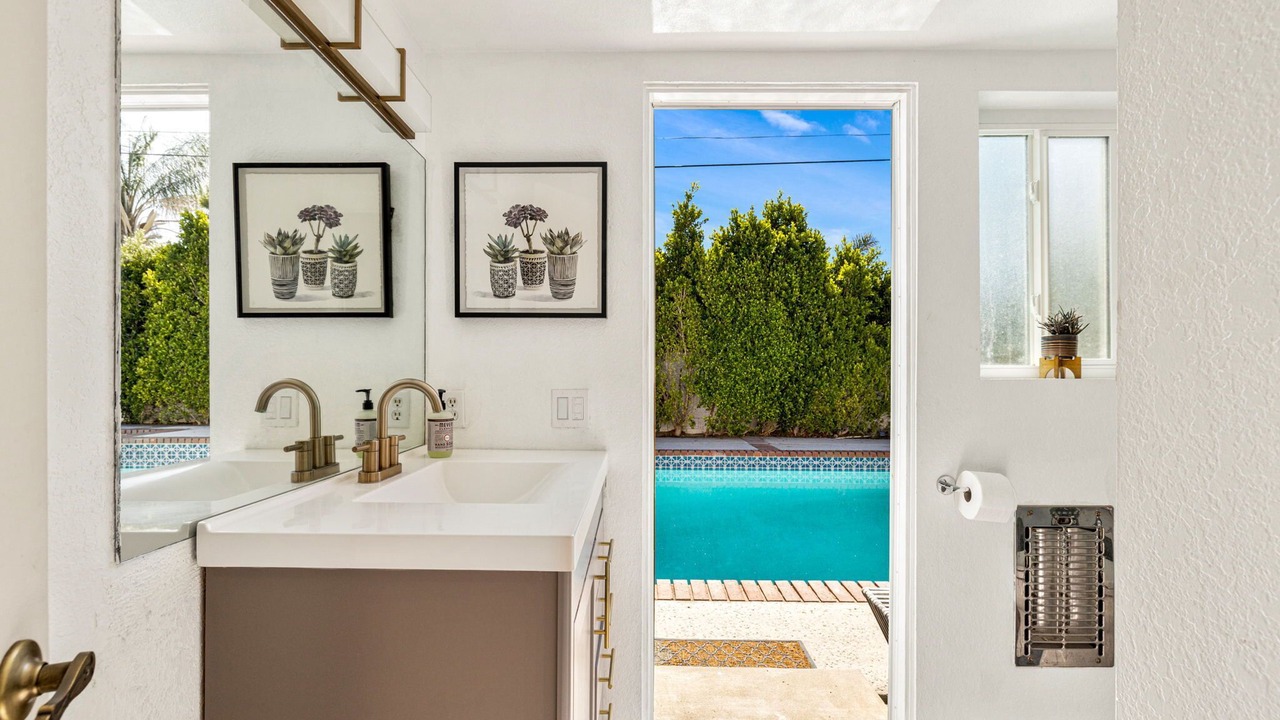 Photo of Bedroom in Desert Park Estates