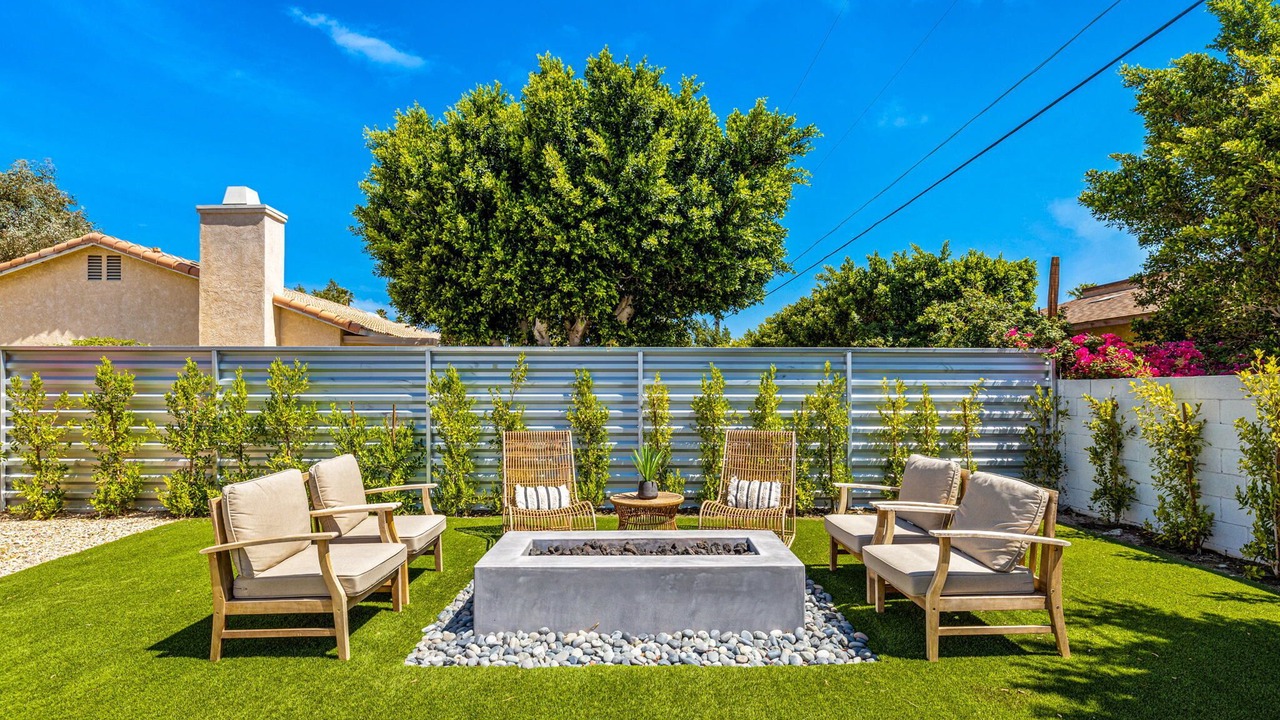 Photo of Outdoor in Desert Park Estates