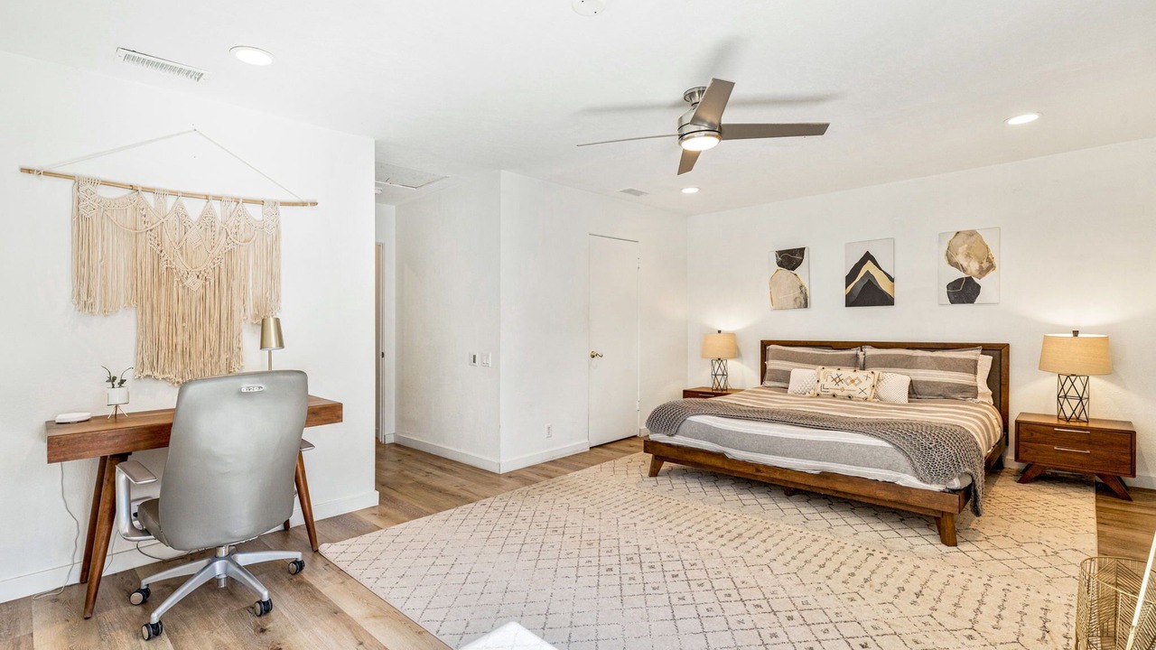 Photo of Bedroom in Desert Park Estates