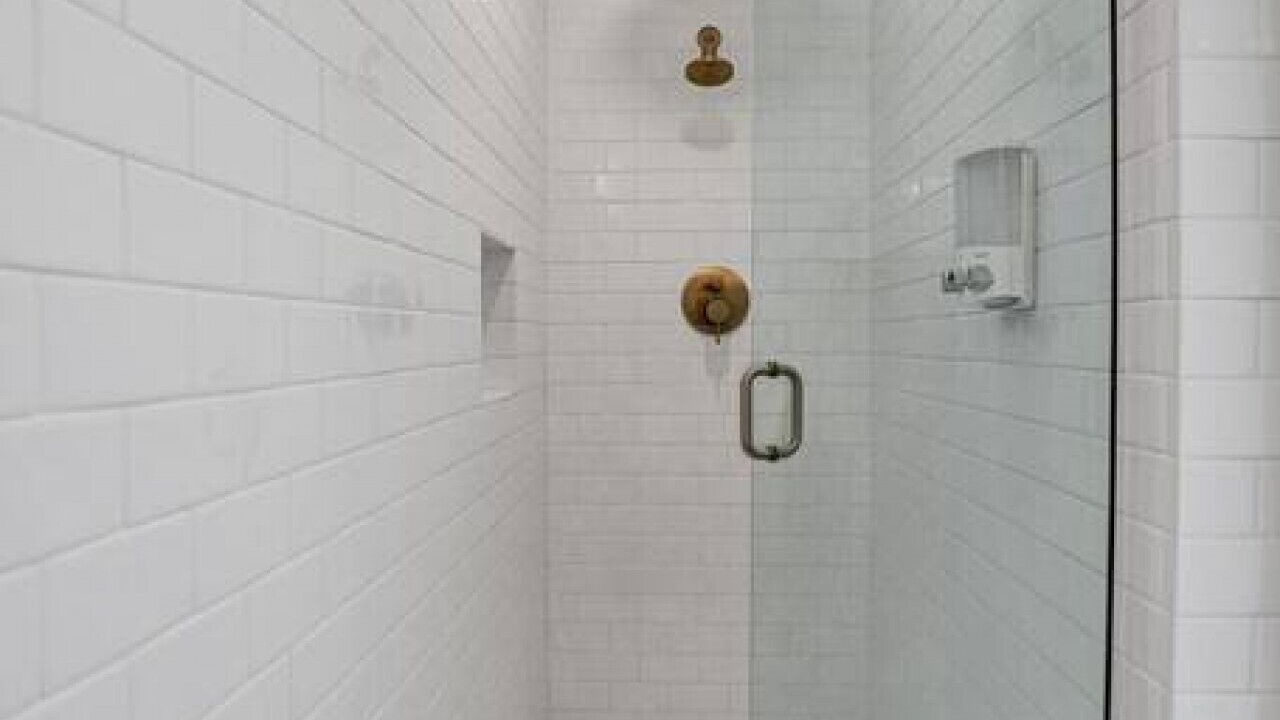 Photo of Bathroom in Imperial Point