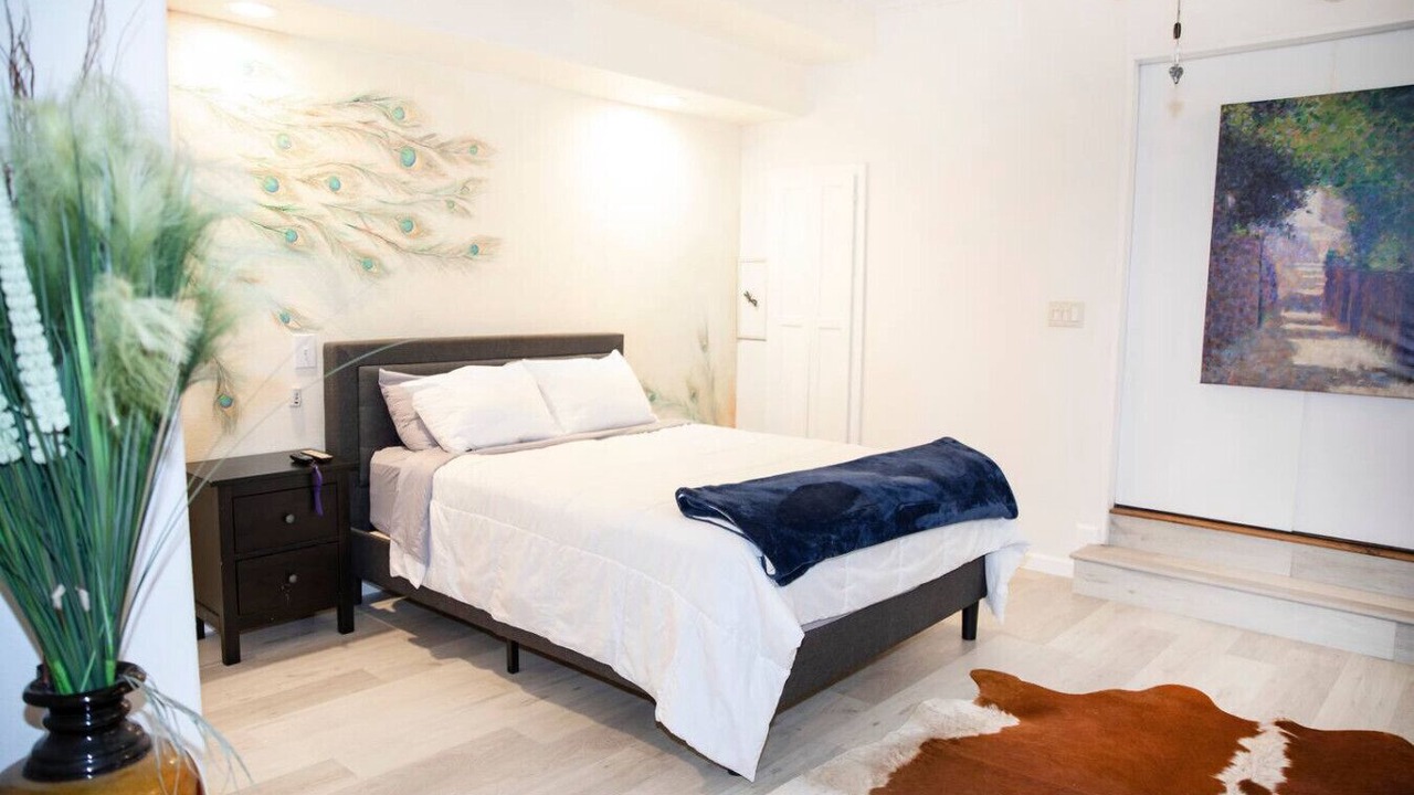 Photo of Bedroom in Claremont