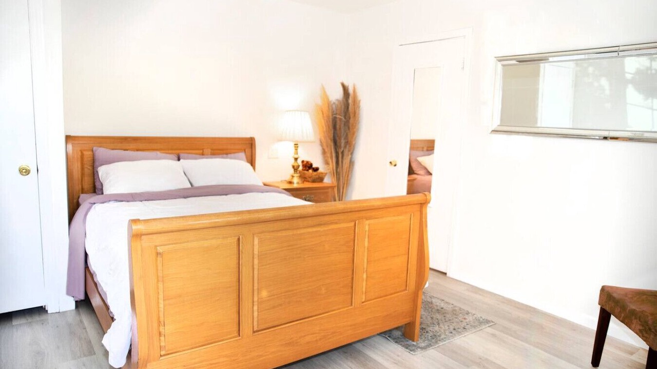 Photo of Bedroom in Claremont