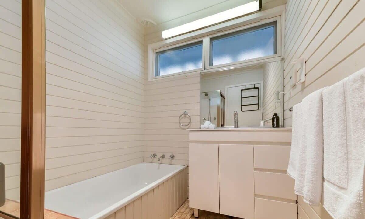 Photo of Bathroom in Calare