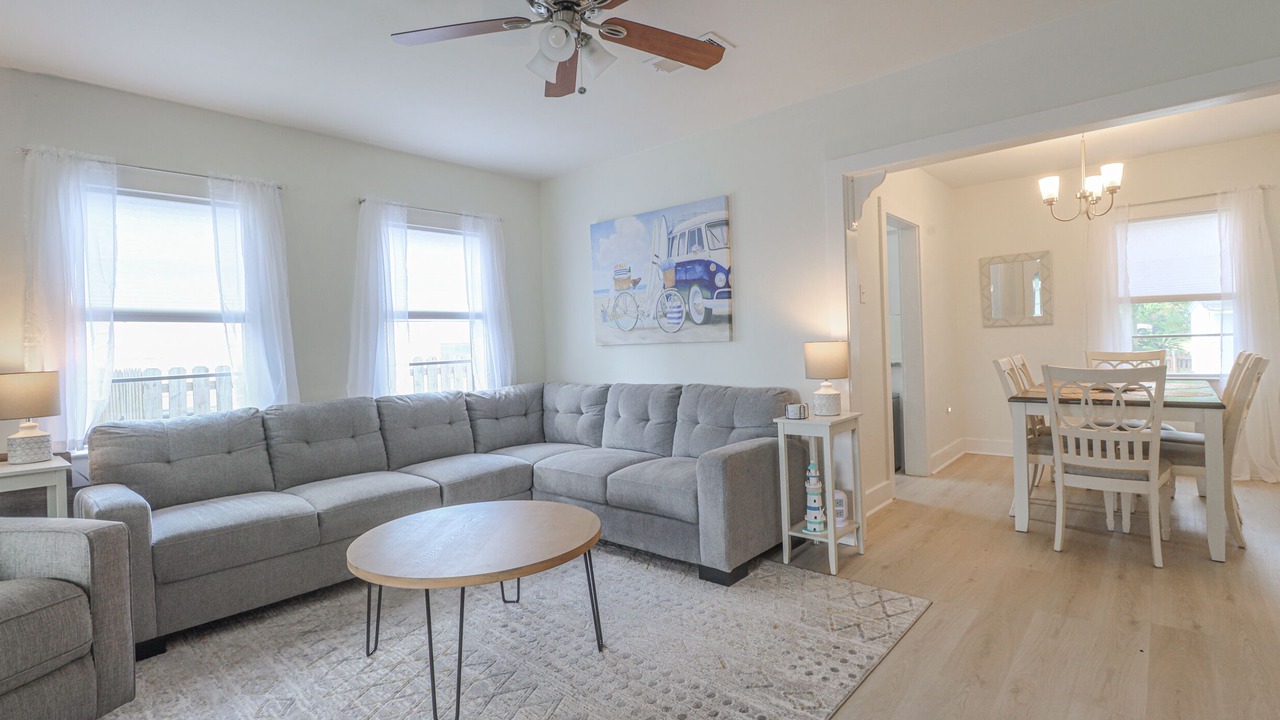 Photo of Bedroom in Long Beach