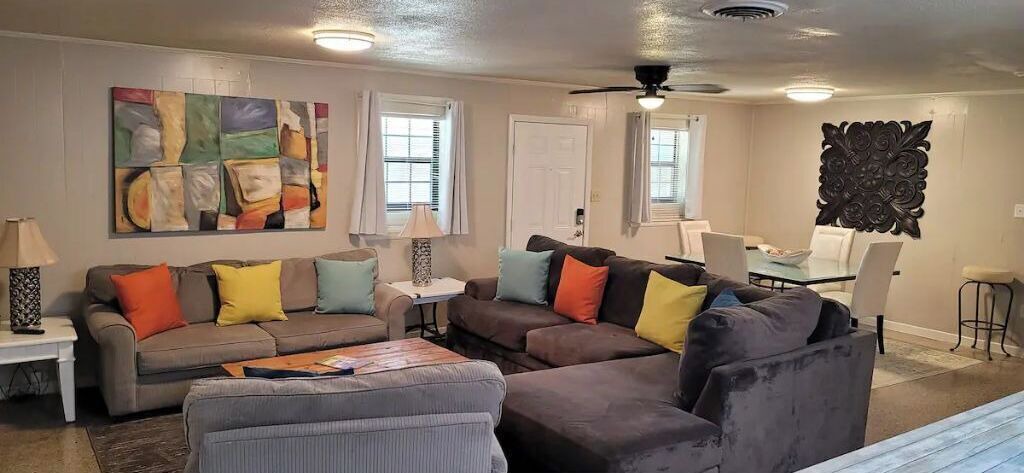 Photo of Livingroom in South Pensacola