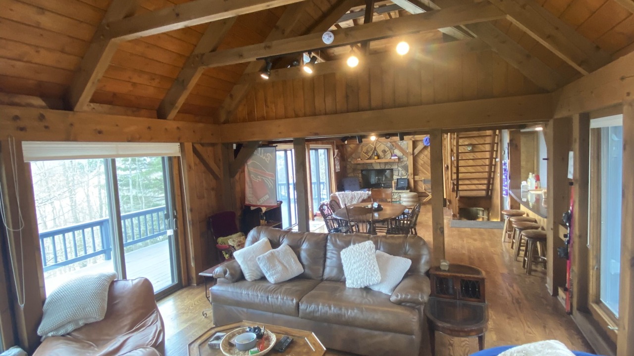 Photo of Livingroom in Ellicottville