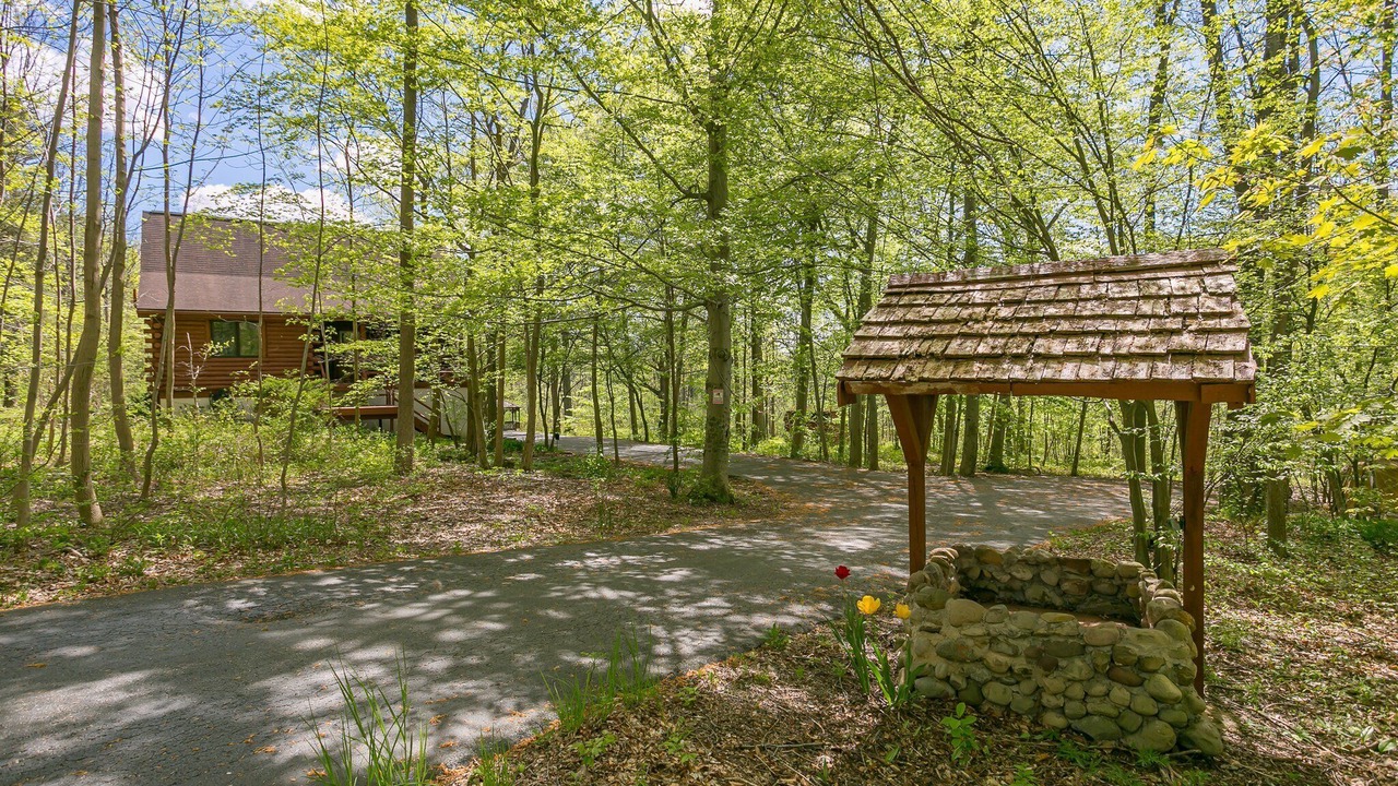 Photo of Outdoor in Bloomfield