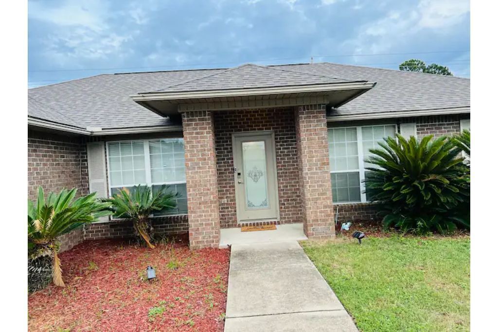 Photo of Outdoor in Emerald Shores