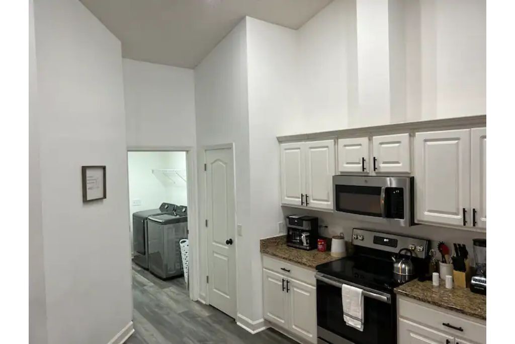 Photo of Kitchen in Emerald Shores