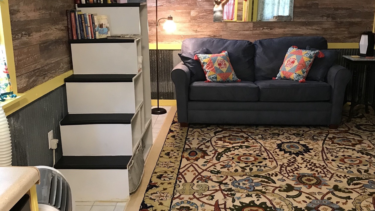 Photo of Livingroom in Cedar Point