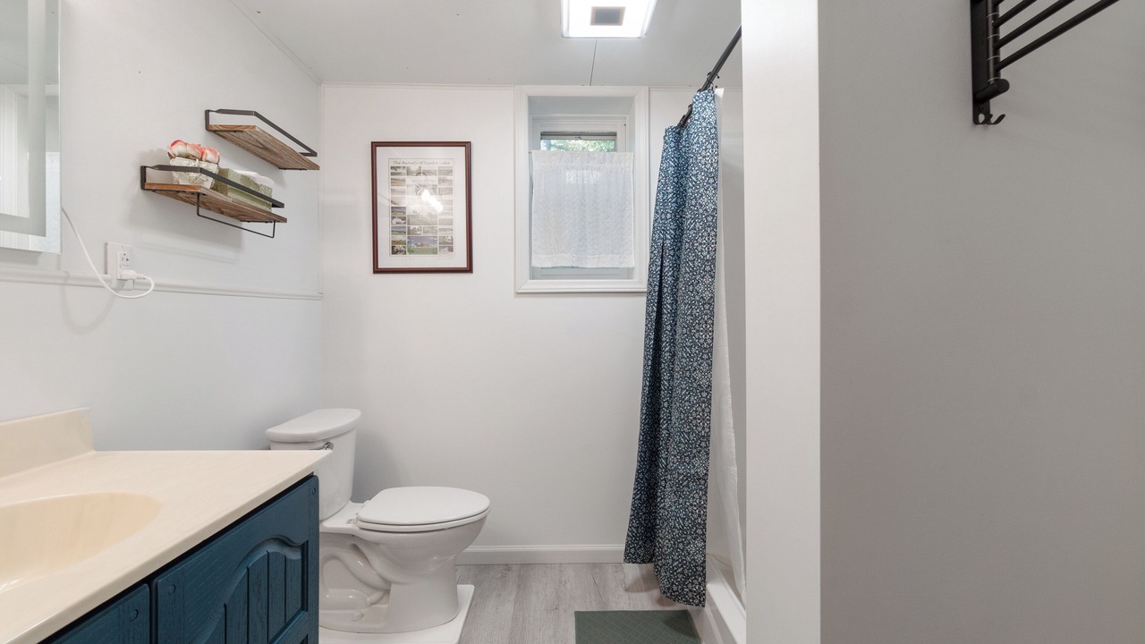 Photo of Bathroom in Keuka Park