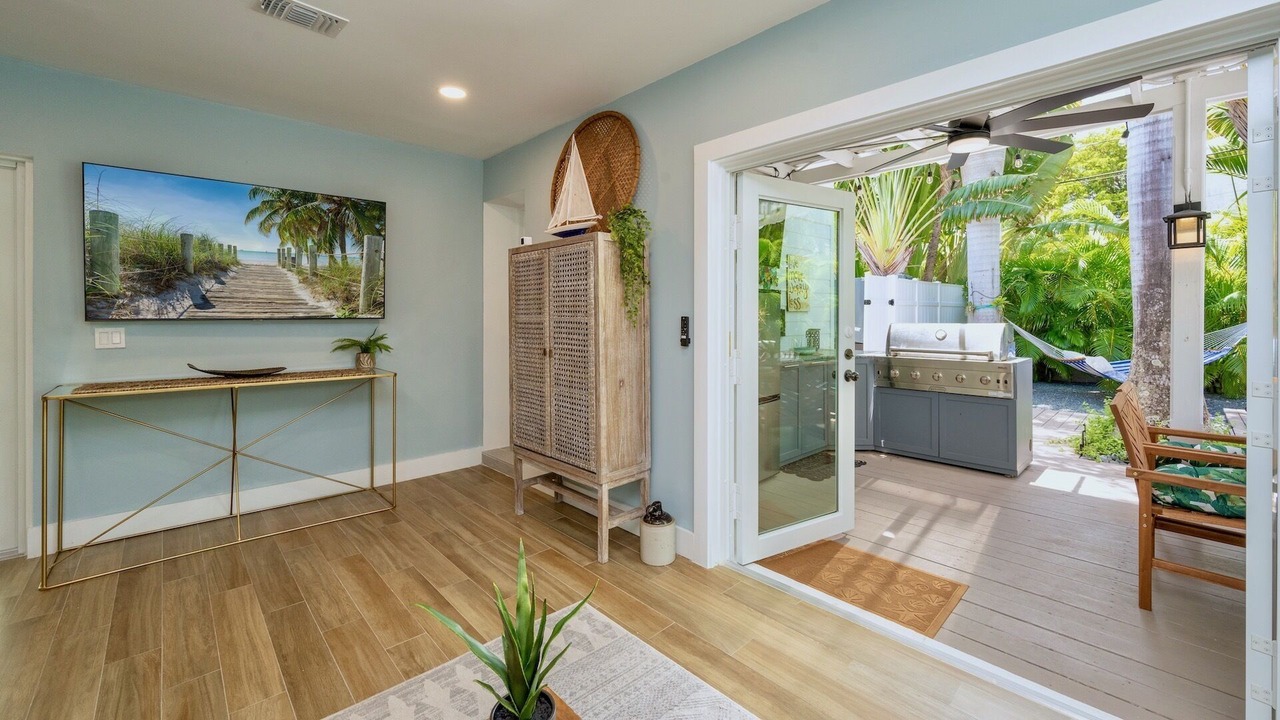 Photo of Bedroom in Midtown