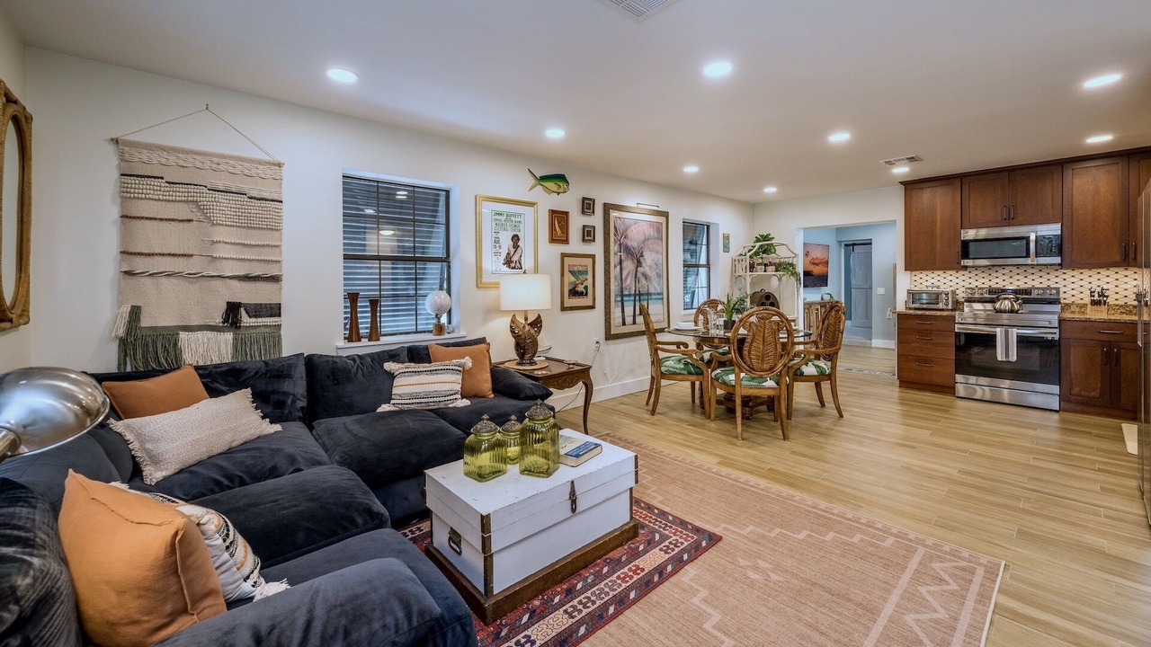 Photo of Bedroom in Midtown