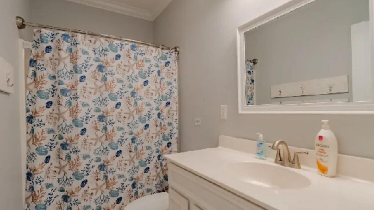 Photo of Bathroom in Long Beach