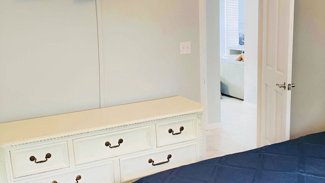 Photo of Bedroom in Long Beach